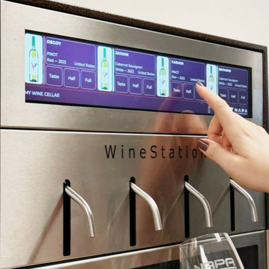WineStation Prisitne Plus Sommelier Edition Close Up Screen (KBIS)